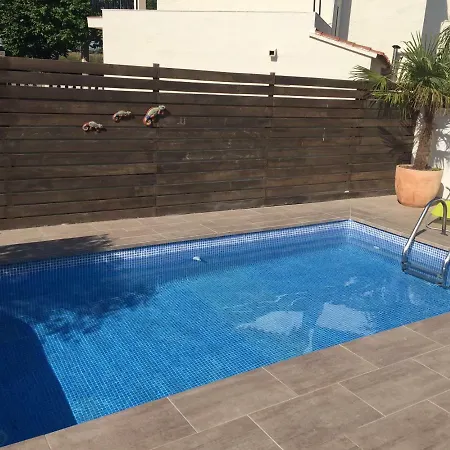 Casa Kneis Holiday home Empuriabrava